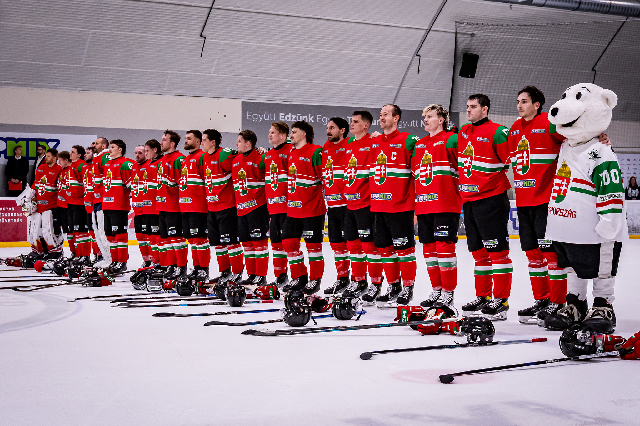 The Hungary–Norway ice hockey match attracted a packed arena at the Győr University Ice Sports Centre (Photos: András Adorján) The Hungary–Norway ice hockey match attracted a packed arena at the Győr University Ice Sports Centre (Photos: András Adorján)